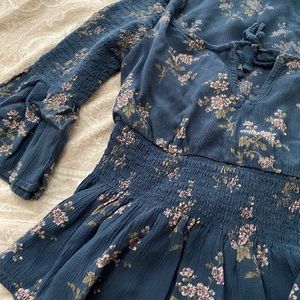 American Eagle Peasant Top